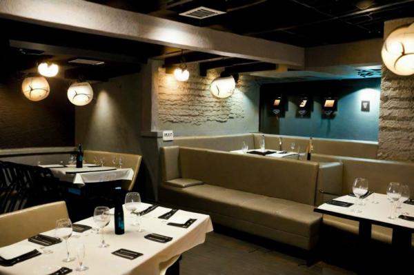 Zwölf Bar Fotos