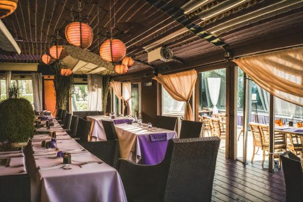 Coast Restaurant & Lounge Foto