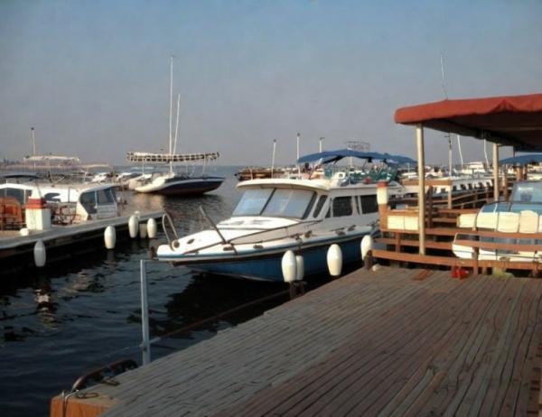 Foto des Yachthafens „Golden Sands“
