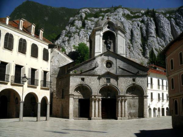Foto der Kirche St. Luke