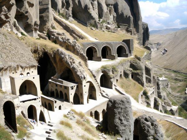 Vardzia Foto