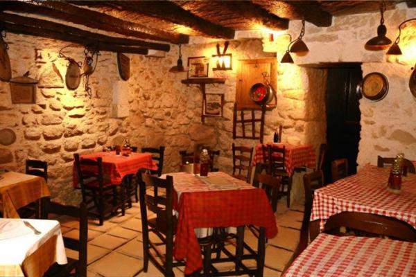 Meze Taverna Restaurant Foto