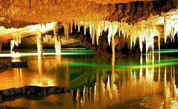 Drachenhöhle auf Mallorca Foto